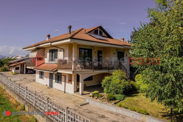 appartamento in vendita a Cavour