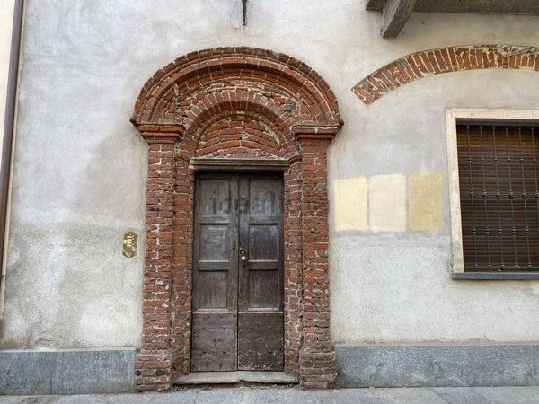 casa indipendente in vendita a Cavour