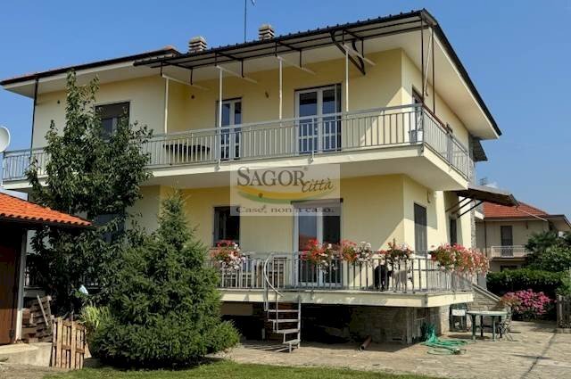 appartamento in vendita a Cavour