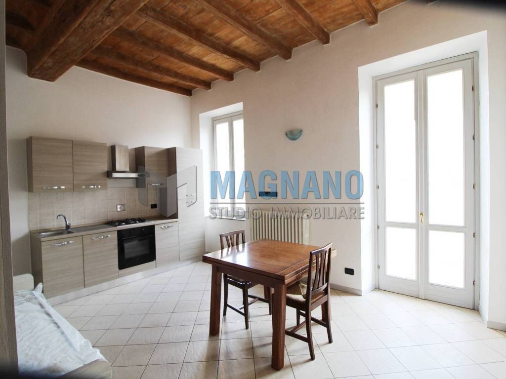 appartamento in vendita a Cavour