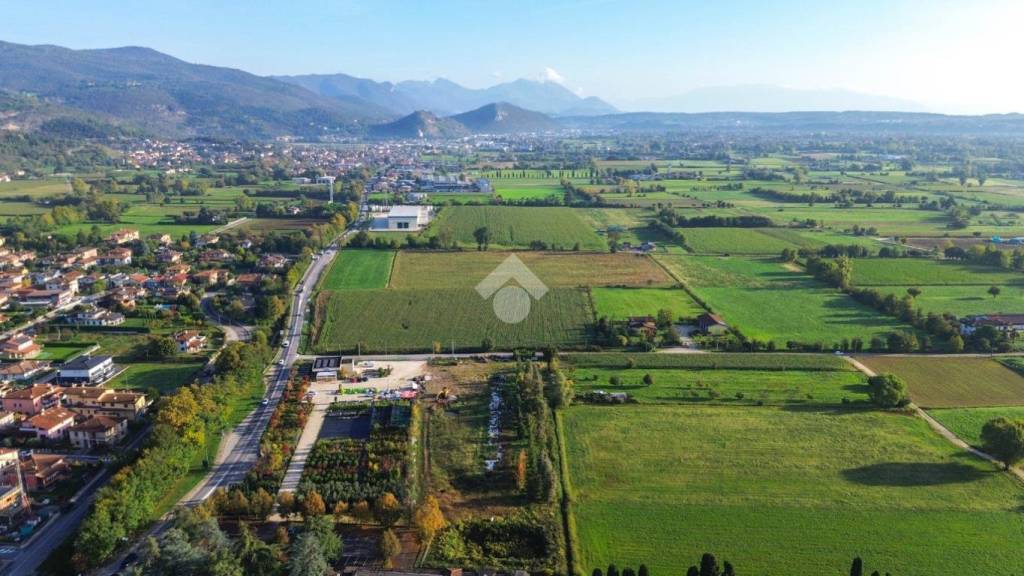 terreno edificabile in vendita a Nuvolera