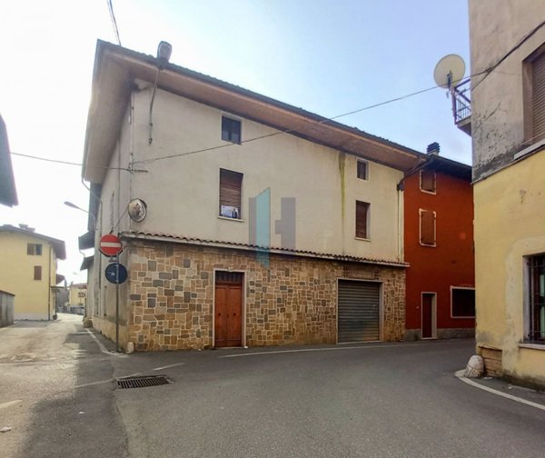 casa indipendente in vendita a Nuvolera