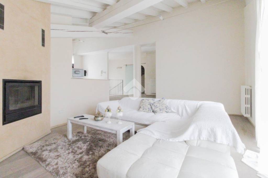 casa indipendente in vendita a Nuvolera