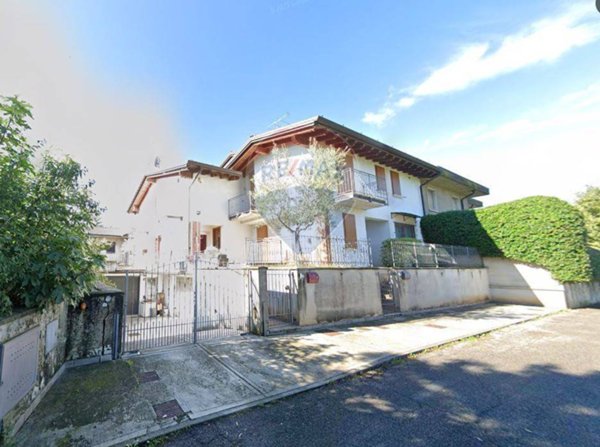 casa indipendente in vendita a Nuvolera