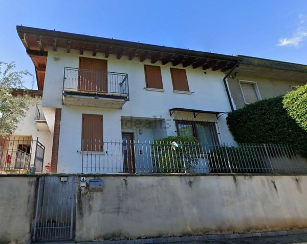 casa indipendente in vendita a Nuvolera