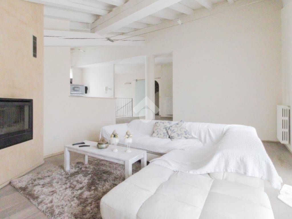 casa indipendente in vendita a Nuvolera