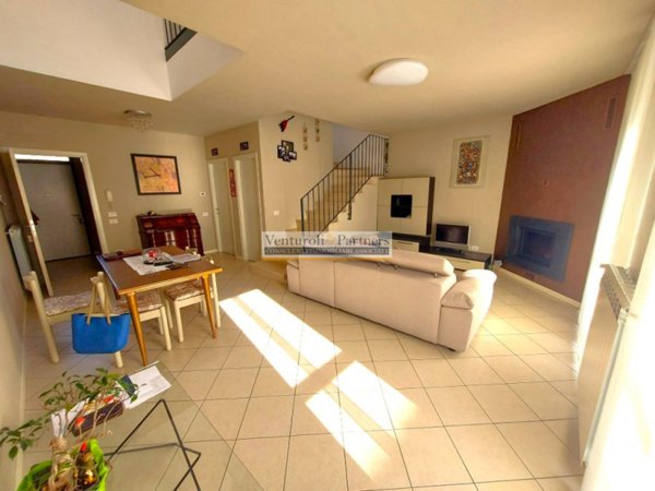 casa semindipendente in vendita a Nuvolera
