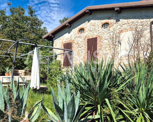 casa indipendente in vendita a Nuvolera