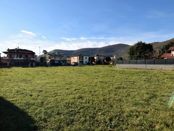 terreno edificabile in vendita a Nuvolera