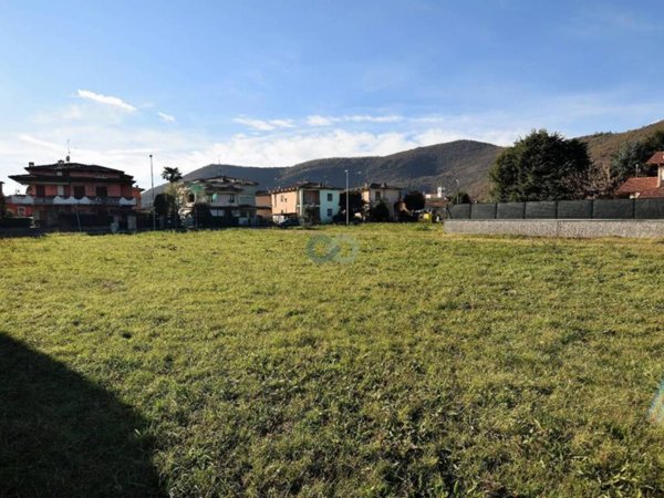terreno edificabile in vendita a Nuvolera