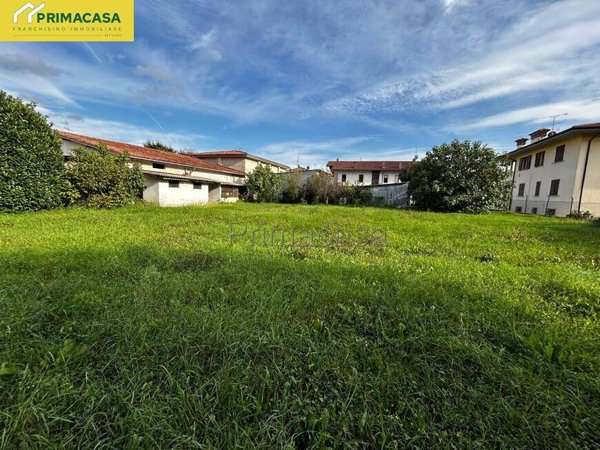 terreno edificabile in vendita a Nuvolera