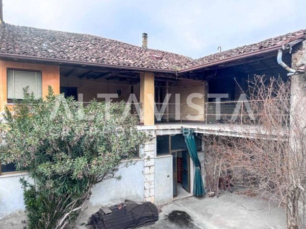 casa indipendente in vendita a Nuvolera