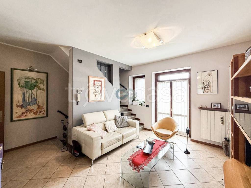 casa indipendente in vendita a Nuvolera