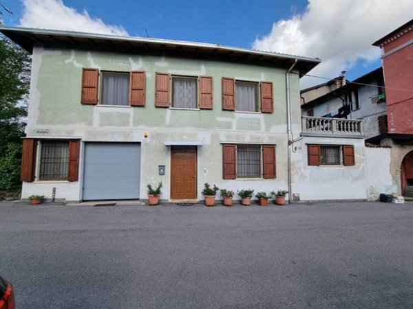 appartamento in vendita ad Odolo in zona Cadella
