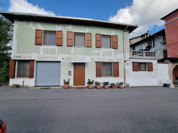 appartamento in vendita ad Odolo in zona Cadella