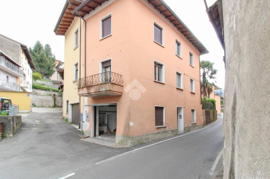 casa indipendente in vendita ad Odolo