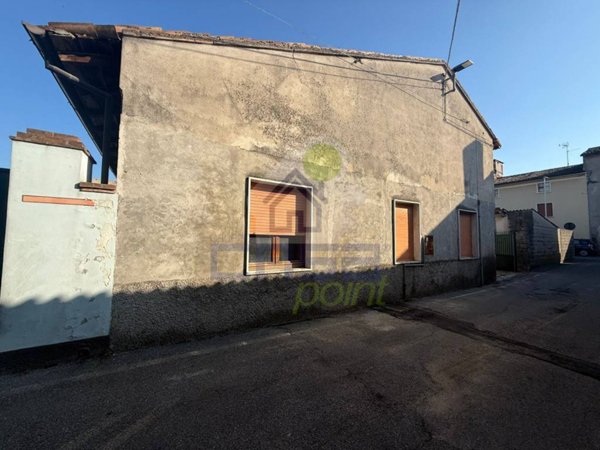 casa indipendente in vendita ad Offlaga in zona Cignano
