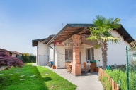 casa indipendente in vendita ad Offlaga