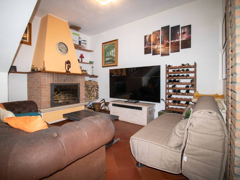 casa indipendente in vendita ad Offlaga