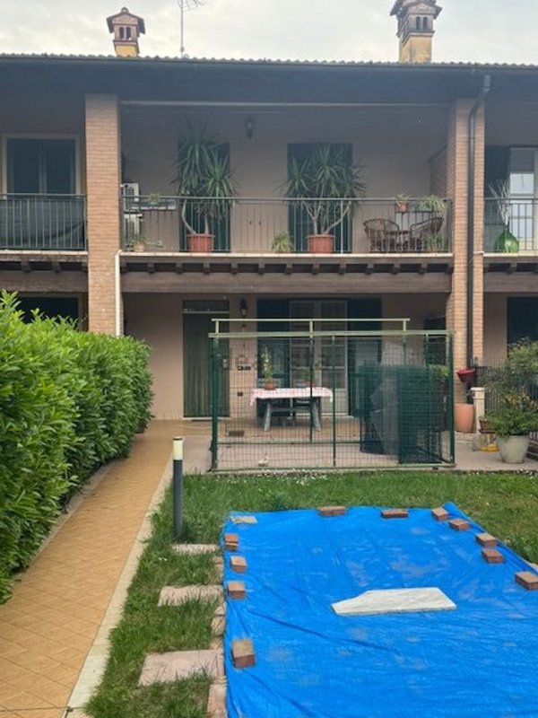 casa indipendente in vendita ad Offlaga