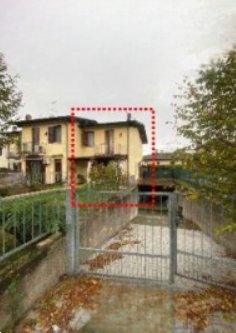 casa indipendente in vendita ad Offlaga