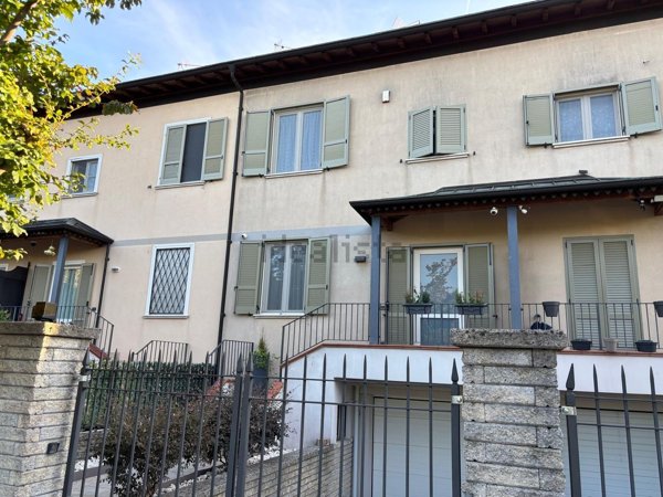casa indipendente in vendita ad Offlaga