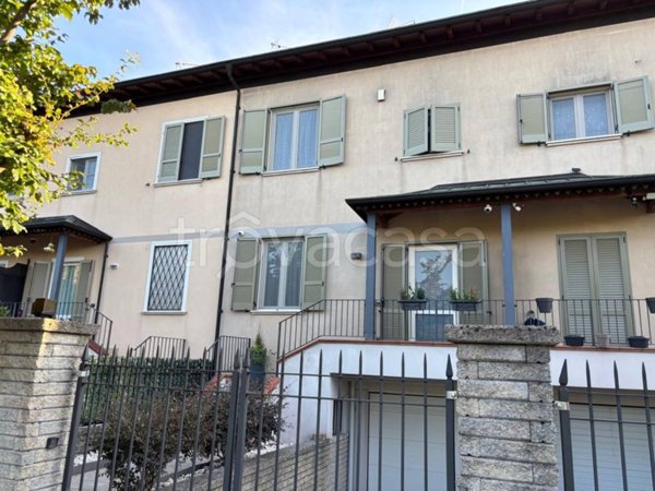 casa indipendente in vendita ad Offlaga