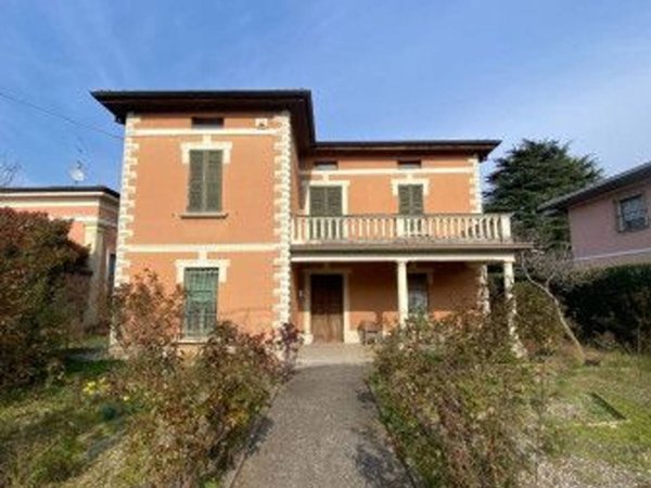 casa indipendente in vendita ad Offlaga