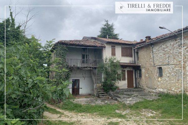 casa indipendente in vendita ad Ome