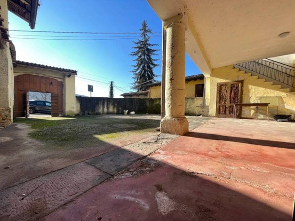 casa indipendente in vendita ad Ome