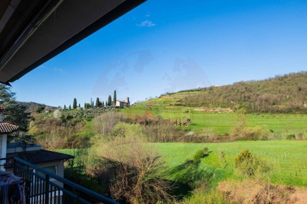 appartamento in vendita ad Ome
