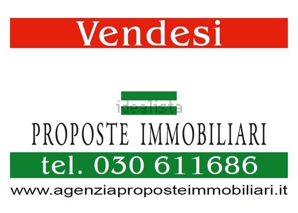 locale commerciale in vendita ad Ome