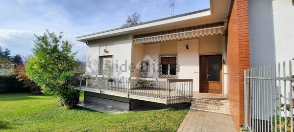 casa indipendente in vendita ad Ome