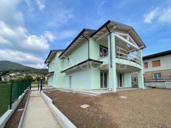 casa indipendente in vendita ad Ome