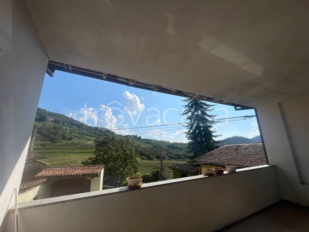 casa indipendente in vendita ad Ome