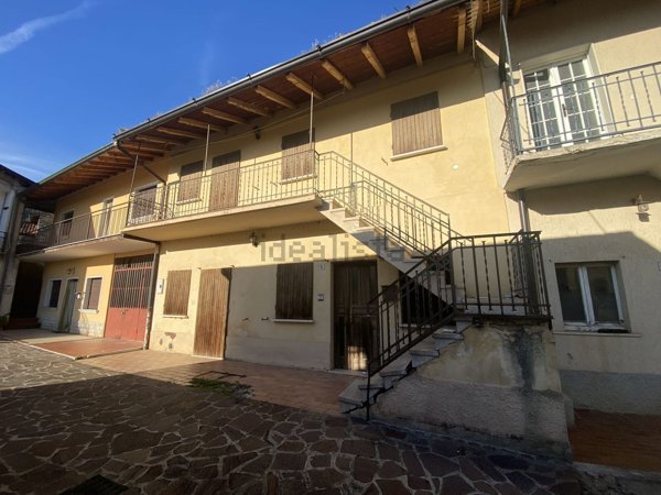 appartamento in vendita ad Ome