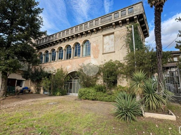 casale in vendita ad Ome