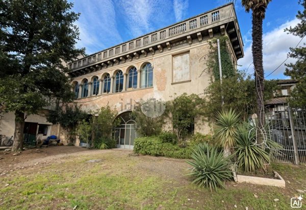 casale in vendita ad Ome