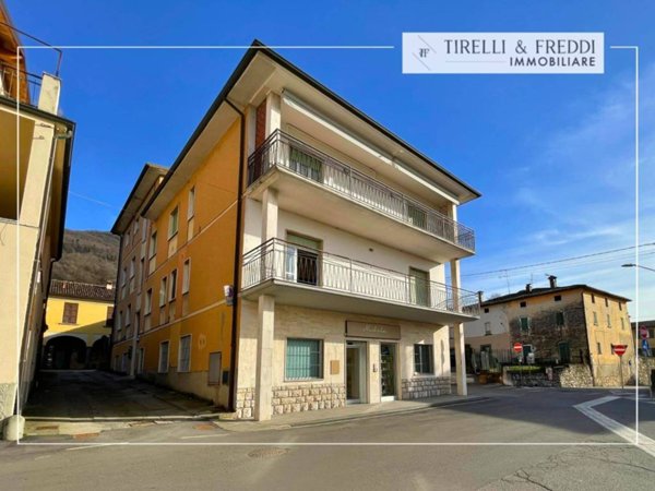 appartamento in vendita ad Ome