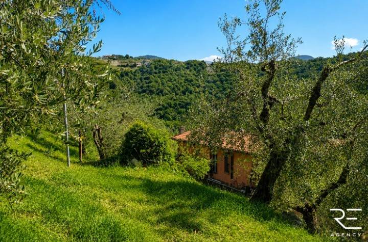 casa indipendente in vendita ad Ome