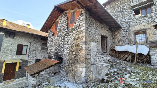 casa indipendente in vendita ad Ono San Pietro