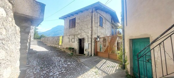 appartamento in vendita ad Ono San Pietro