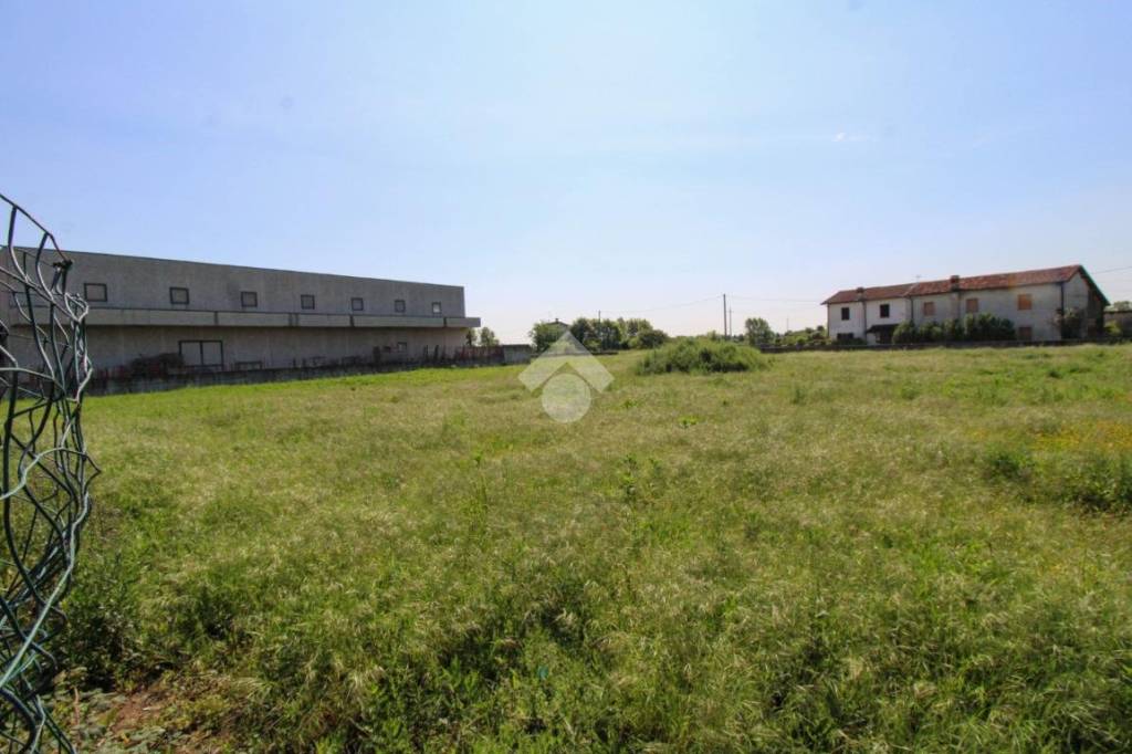 terreno agricolo in vendita ad Orzinuovi