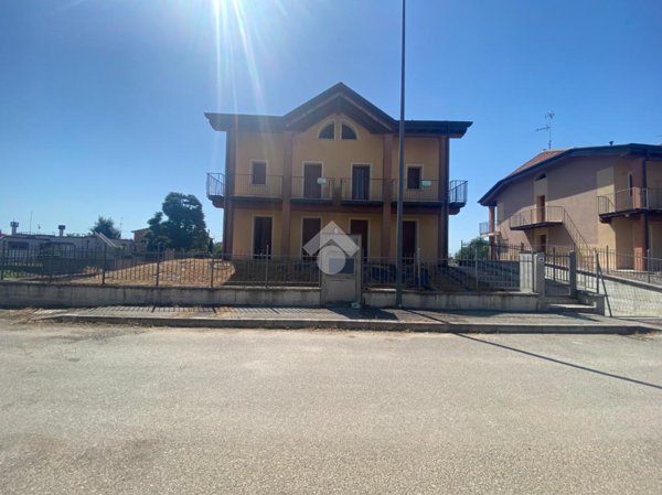 casa indipendente in vendita ad Orzinuovi