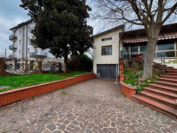 casa indipendente in vendita ad Orzinuovi