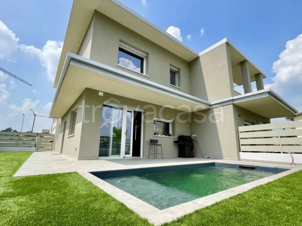 casa indipendente in vendita ad Orzinuovi