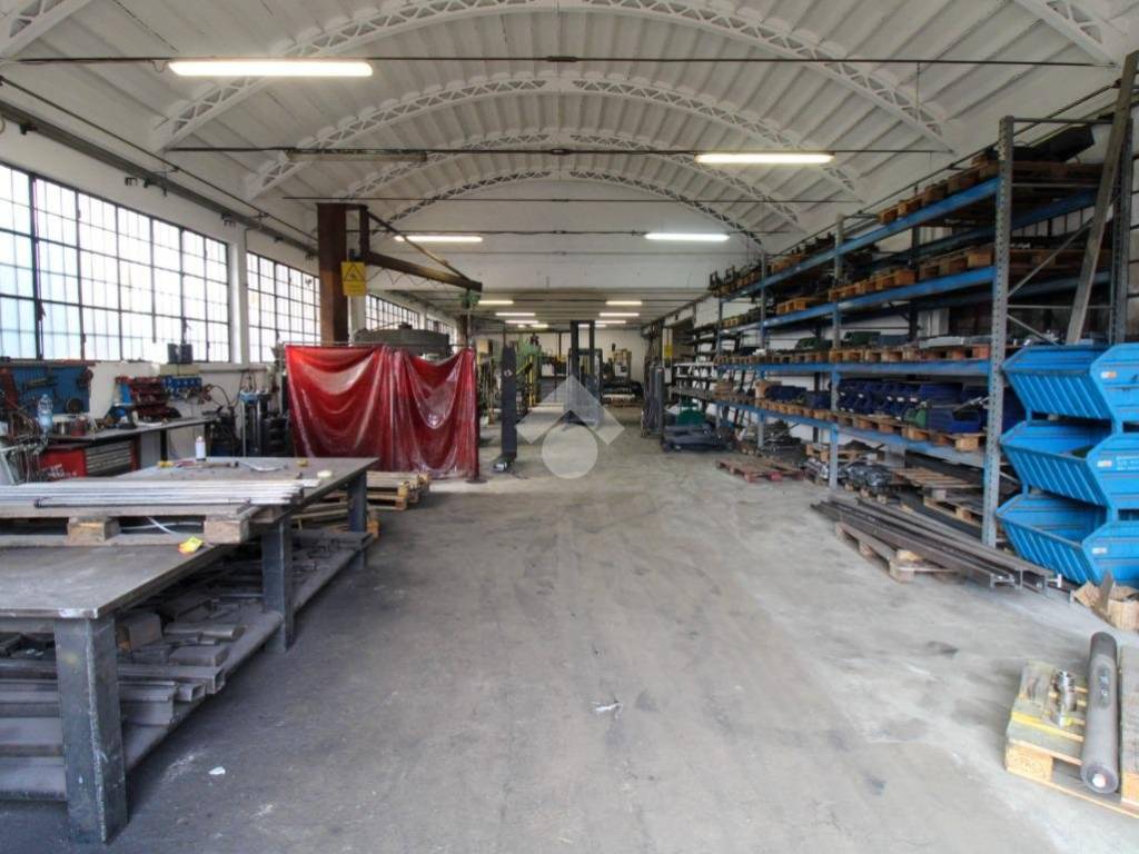 capannone in vendita ad Orzinuovi