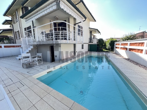 casa indipendente in vendita ad Orzinuovi