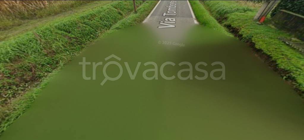 capannone in vendita ad Orzinuovi in zona Ovanengo