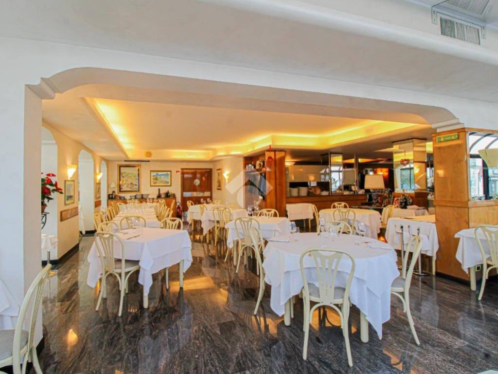 negozio in vendita ad Orzinuovi